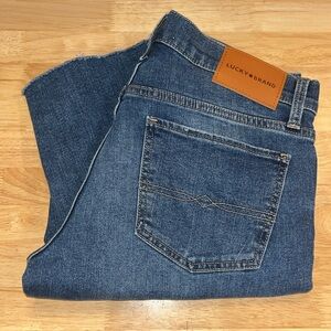 New Lucky Brand Blue Classic Denim Jeans Frayed Hem